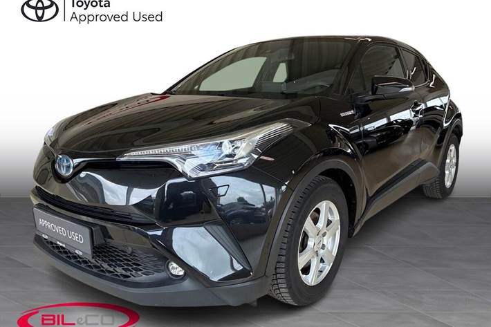 Sort Toyota C-HR fra 2019