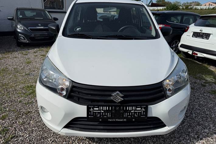 Hvid Suzuki Celerio fra 2015