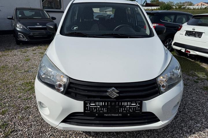 Hvid Suzuki Celerio fra 2015