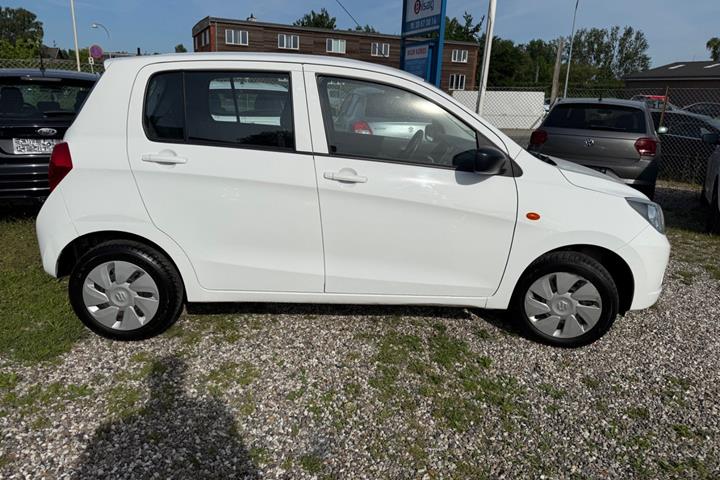 Hvid Suzuki Celerio fra 2015