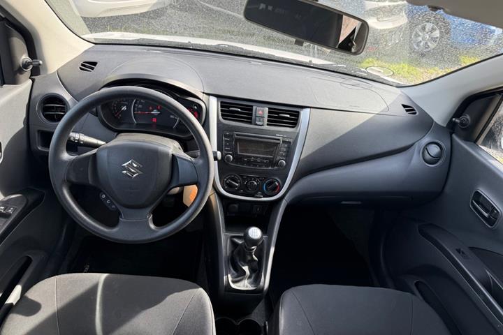 Hvid Suzuki Celerio fra 2015