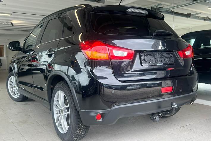 Sort Mitsubishi ASX fra 2015