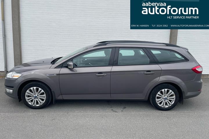 Brun Ford Mondeo fra 2011