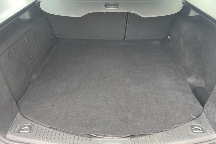 Brun Ford Mondeo fra 2011