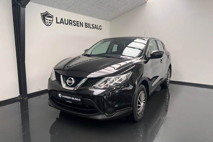Sort Nissan Qashqai fra 2017