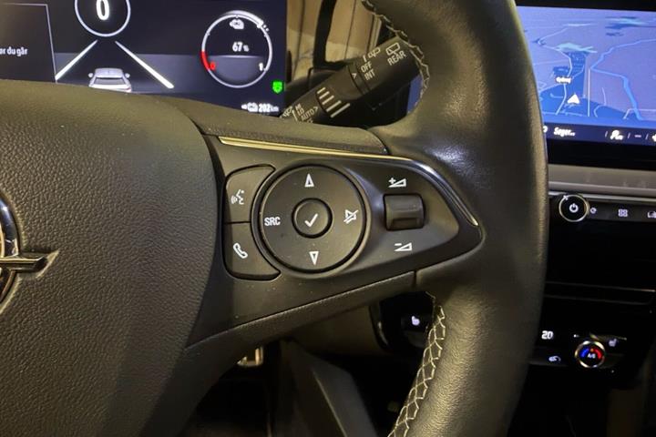Sort Opel Mokka-e fra 2022