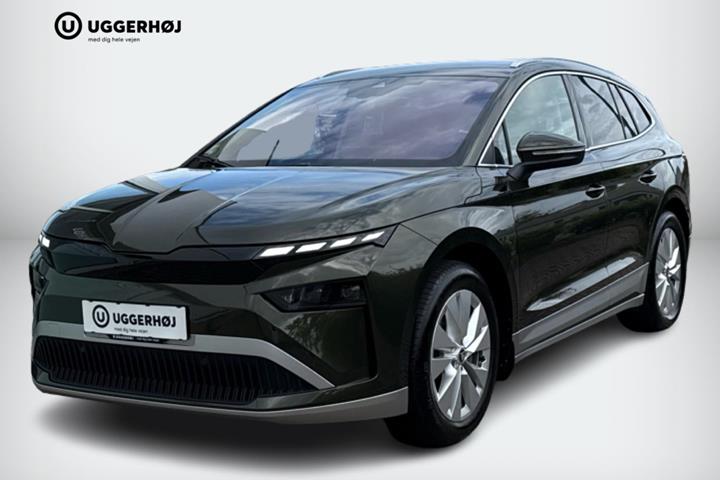 Grøn Skoda Enyaq fra 2026 set udefra