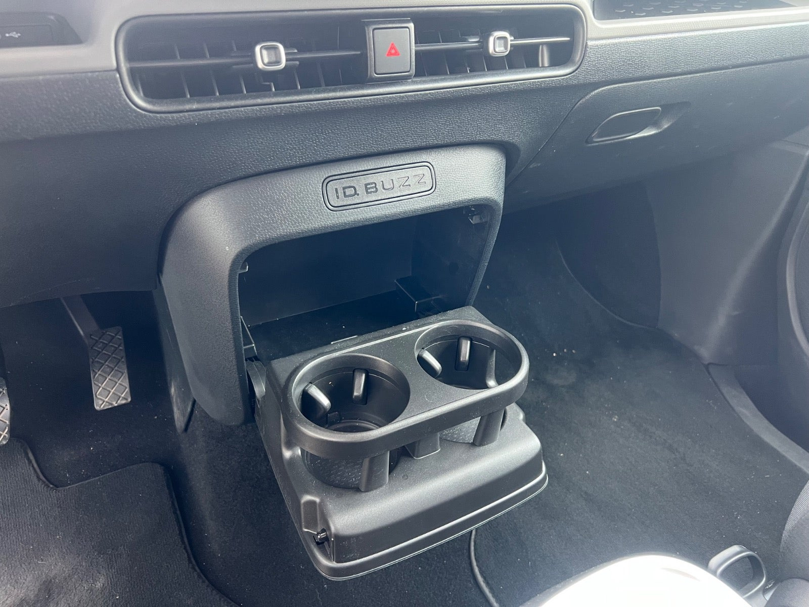 Blå VW ID.Buzz fra 2025