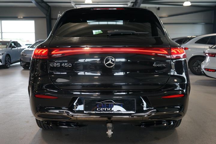 Sort Mercedes EQS450 SUV fra 2024