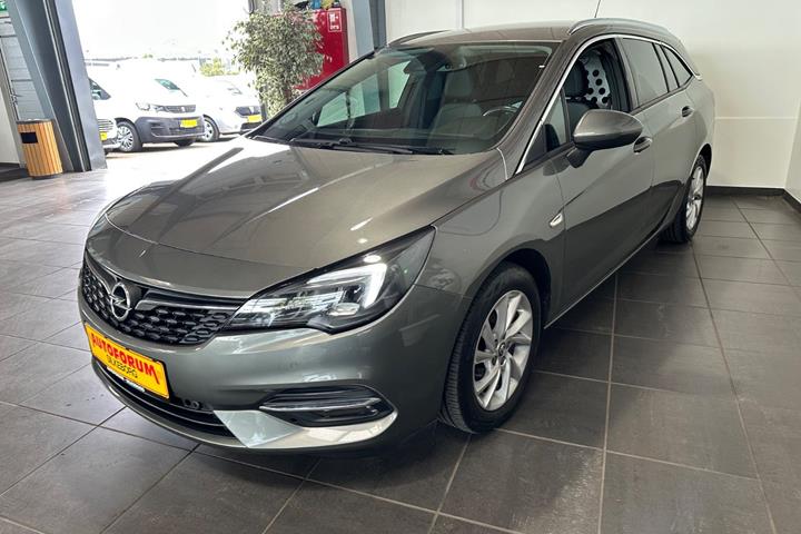 Grå Opel Astra fra 2021