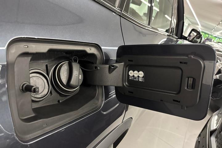 Grå BMW X5 fra 2020