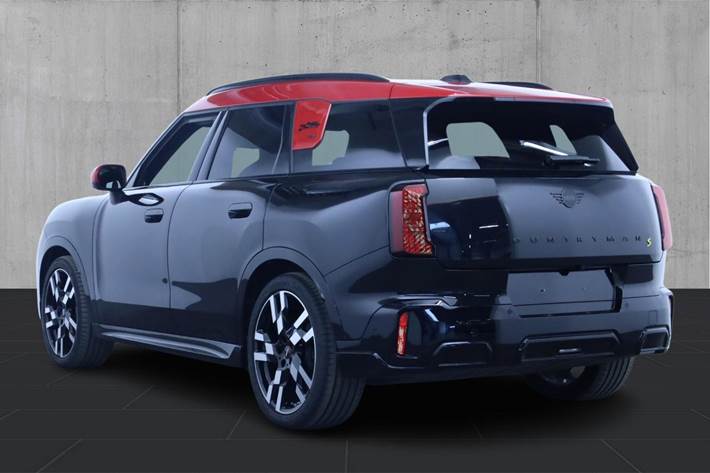 Sort Mini Countryman SE fra 2024