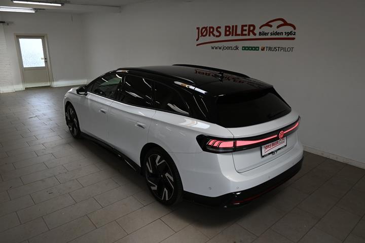 Hvid VW ID.7 fra 2026