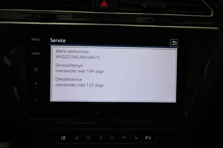 Grå VW Tiguan fra 2018