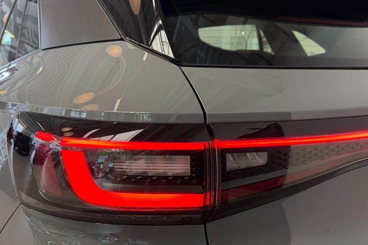 Grå VW ID.4 fra 2024
