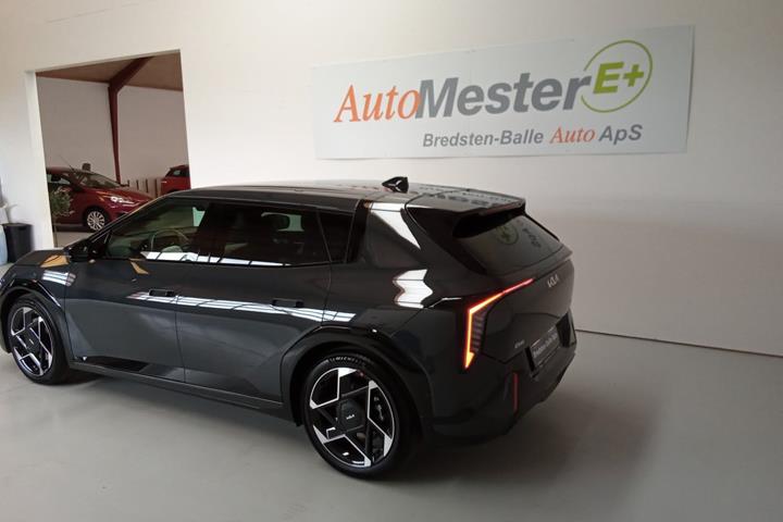 Grå Kia EV4 fra 2026