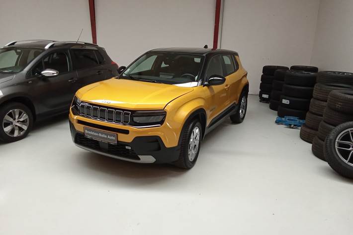 Gul Jeep Avenger fra 2023