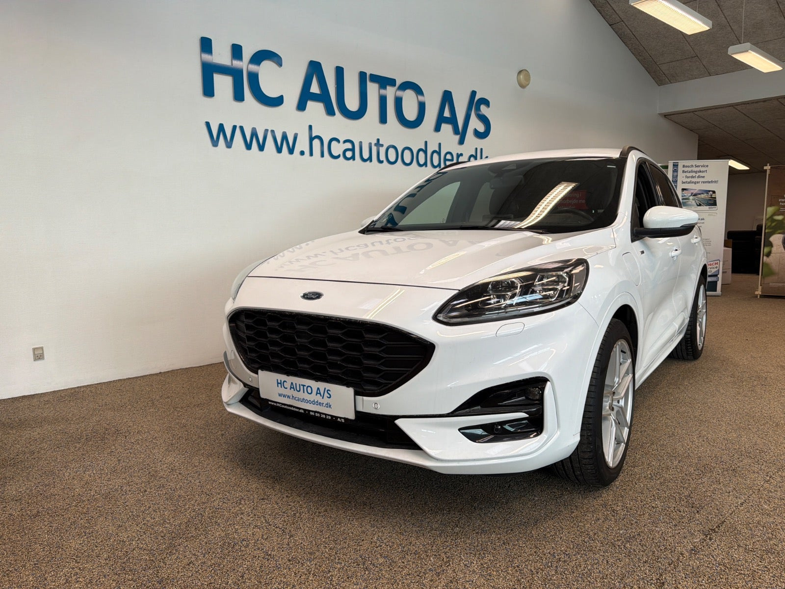 Hvid Ford Kuga fra 2020
