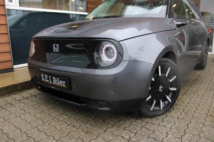 Grå Honda e fra 2020