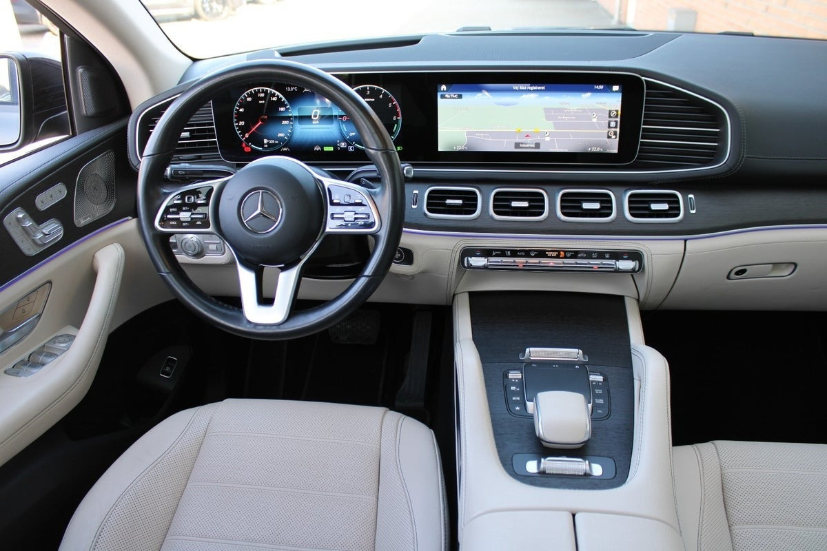 Grøn Mercedes GLE350 de fra 2022