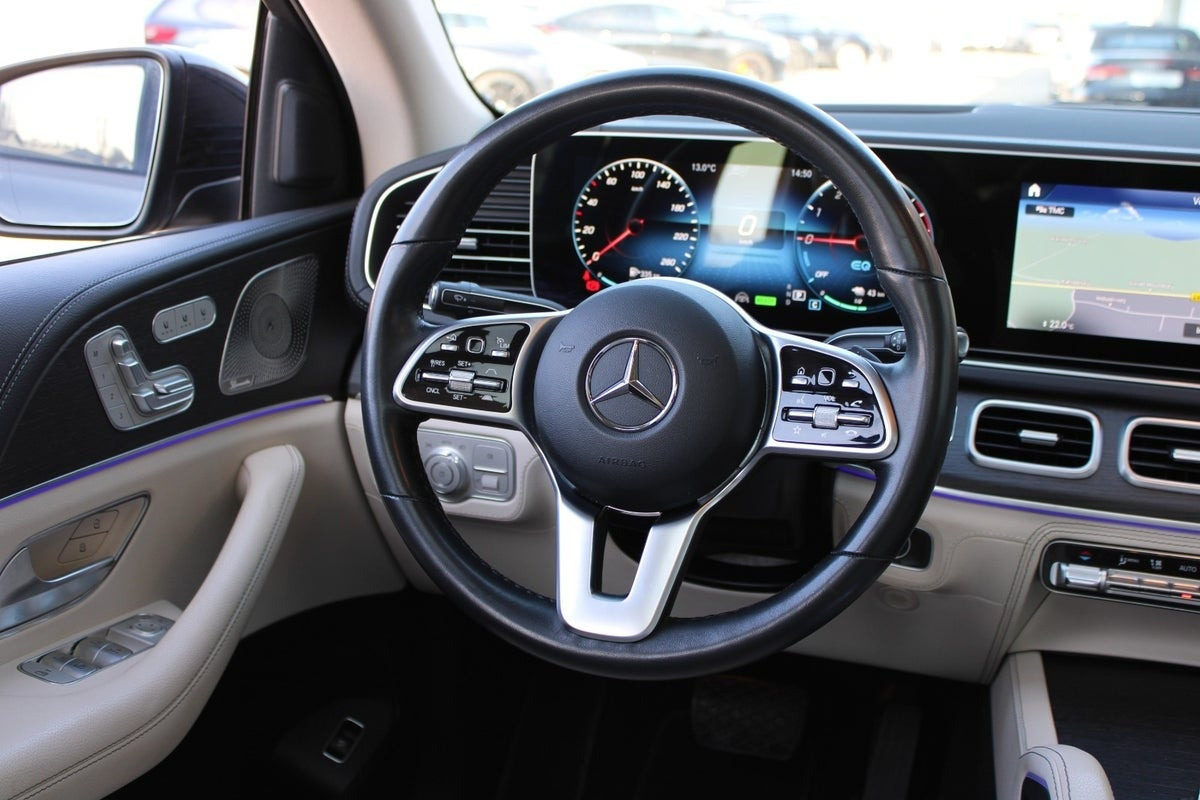 Grøn Mercedes GLE350 de fra 2022