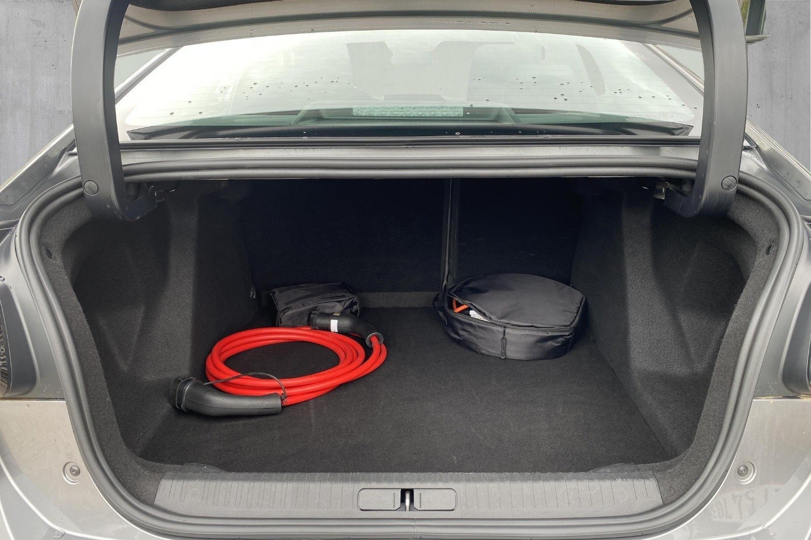 Grå Citroën ë-C4 X fra 2025