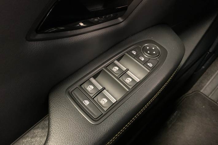Sort Renault Megane E-Tech fra 2024