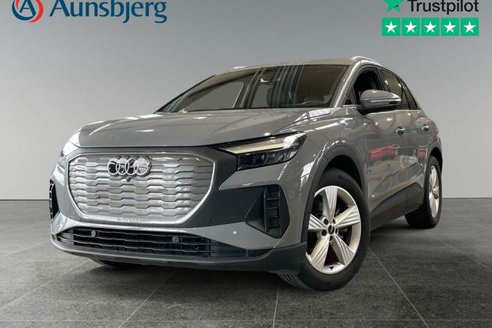 Grå Audi Q4 e-tron fra 2022