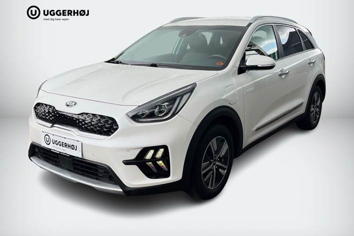 Hvid Kia Niro fra 2021 set udefra