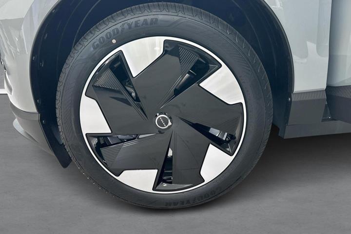 Grå Volvo EX30 fra 2027