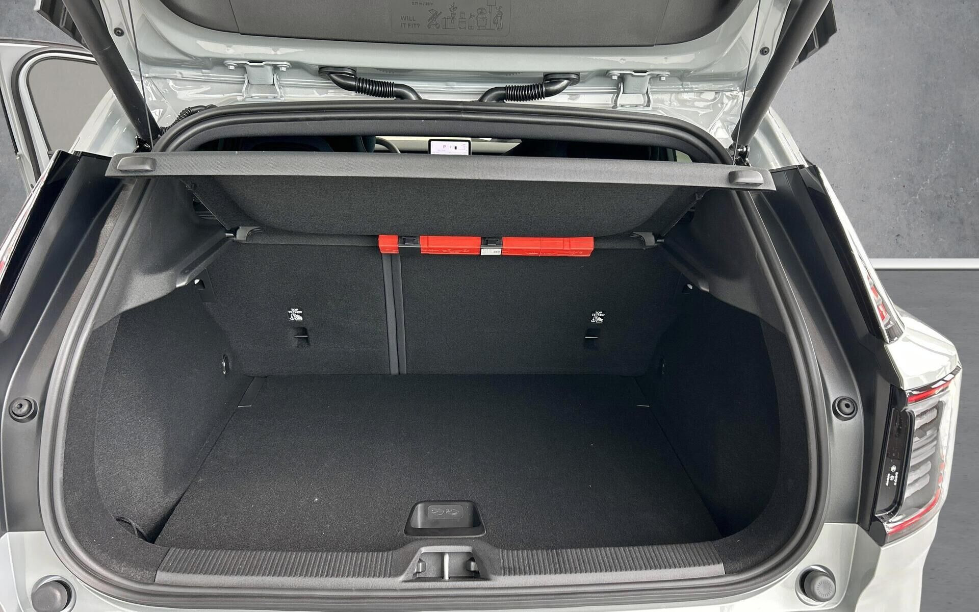 Grå Volvo EX30 fra 2027