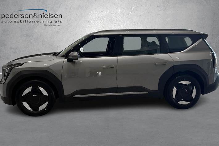 Grå Kia EV9 fra 2026