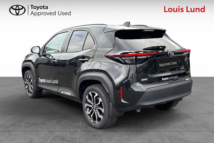 Sort Toyota Yaris Cross fra 2026
