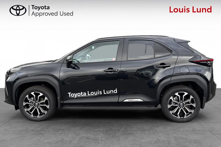 Sort Toyota Yaris Cross fra 2026