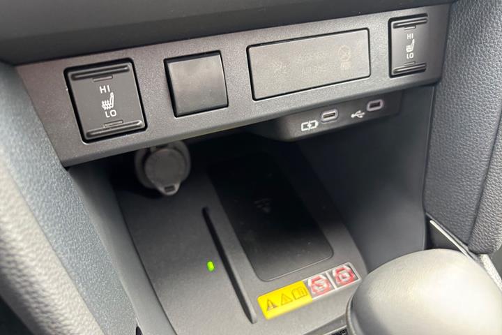 Sort Toyota Yaris Cross fra 2026