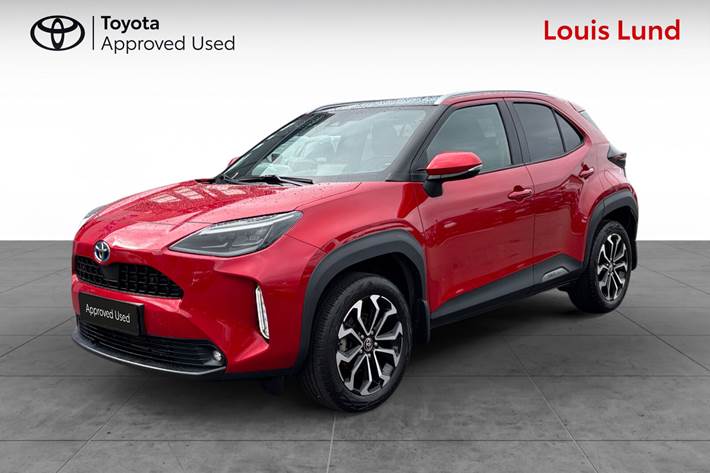 Rød Toyota Yaris Cross fra 2022
