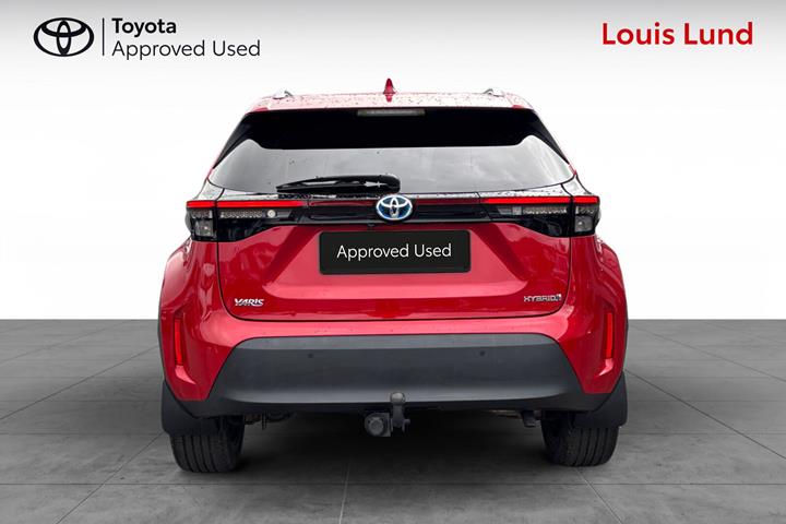Rød Toyota Yaris Cross fra 2022