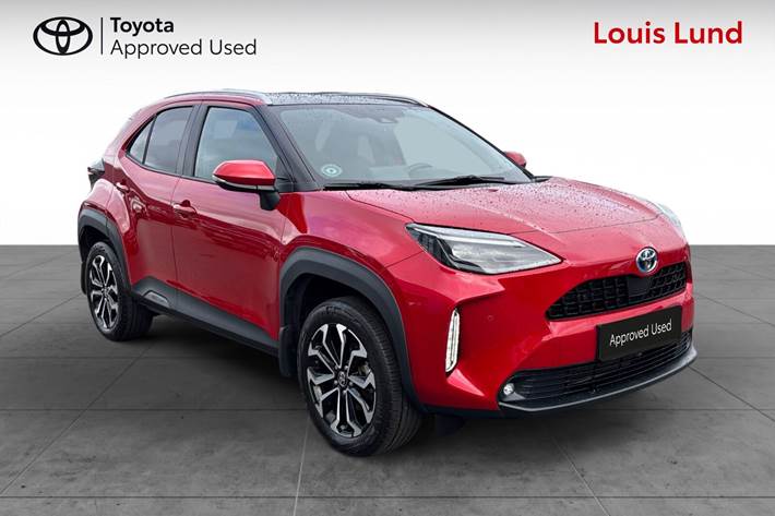 Rød Toyota Yaris Cross fra 2022
