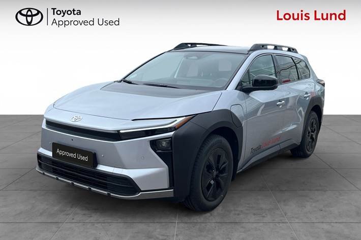 Grå Toyota bZ4X Touring fra 2026 set udefra