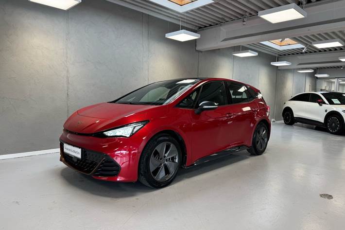 Rød Cupra Born fra 2022