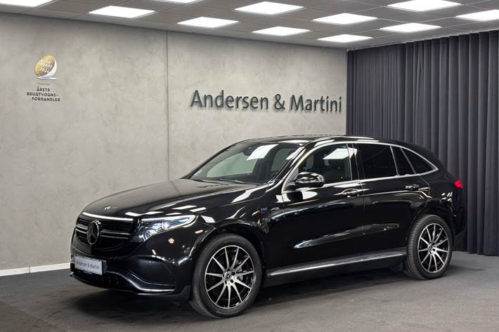 Sort Mercedes EQC 400 fra 2020
