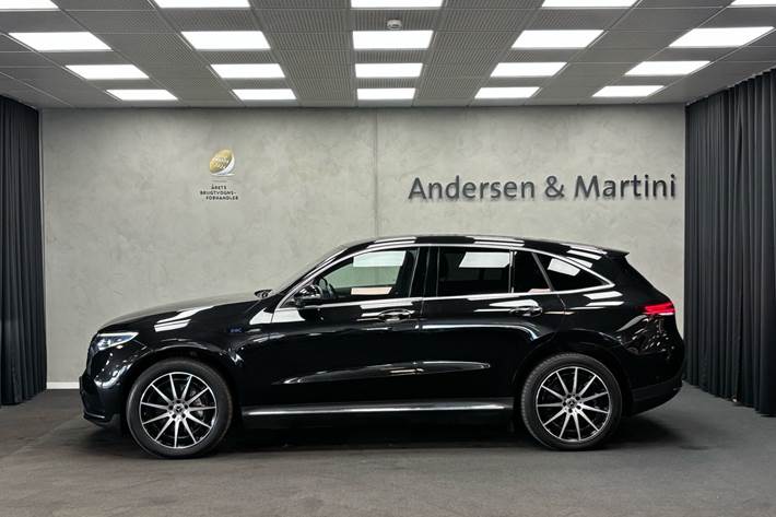 Sort Mercedes EQC 400 fra 2020