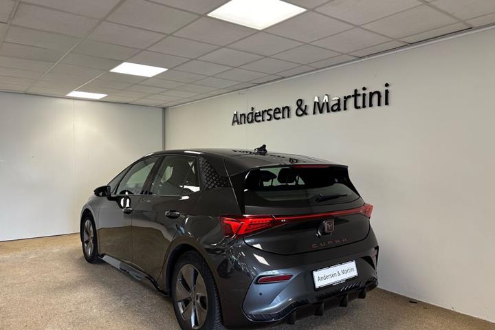 Grå Cupra Born fra 2022