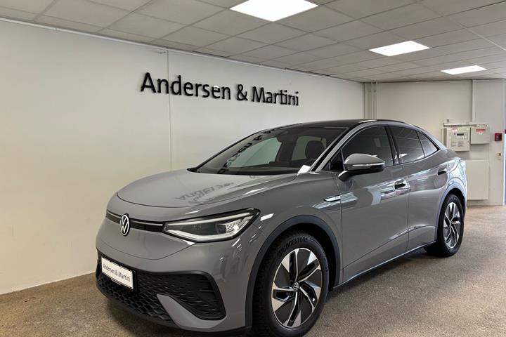 Grå VW ID.5 fra 2024 set udefra