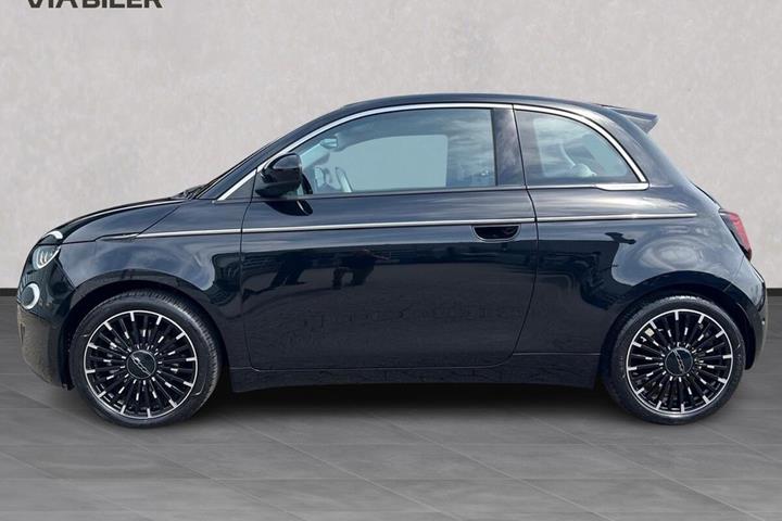 Sort Fiat 500e fra 2023