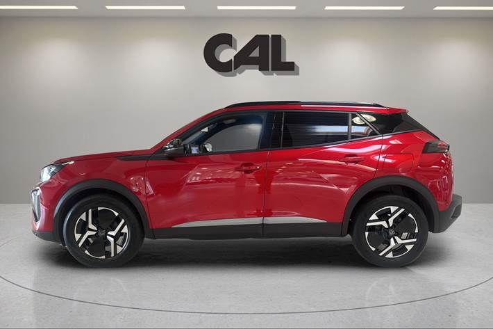 Rød Peugeot 2008 fra 2024
