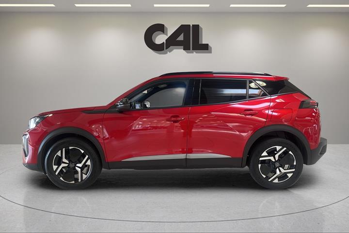 Rød Peugeot 2008 fra 2024