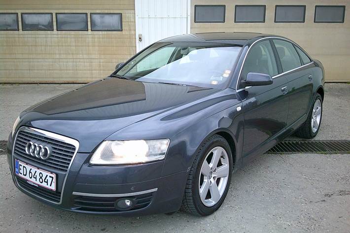 Gul Audi A6 fra 2006