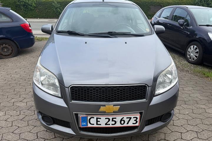 Grå Chevrolet Aveo fra 2010