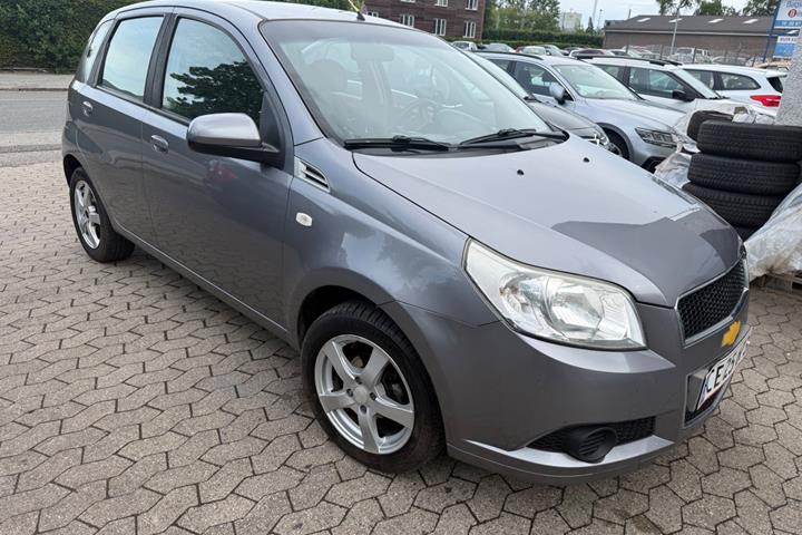 Grå Chevrolet Aveo fra 2010